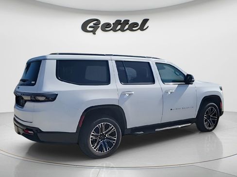 New 2026 Jeep Grand Wagoneer 2WD w/ Premium Group I image 8