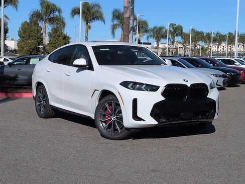 New 2026 BMW X6 xDrive40i image 2