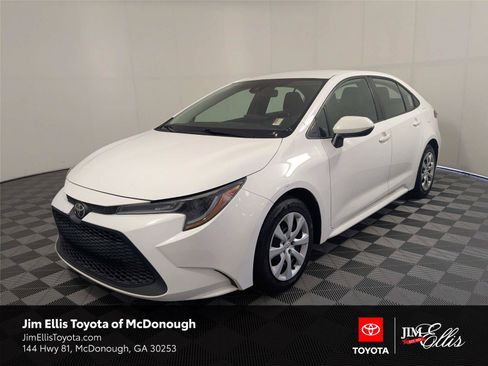 Used 2022 Toyota Corolla LE FWD image 1