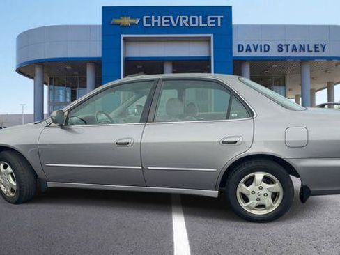 Used 2000 Honda Accord EX image 5