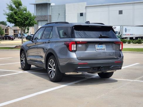 New 2026 Ford Explorer ST-Line w/ Premium Package RWD image 4