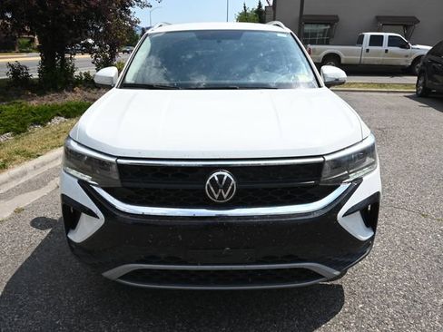 Used 2022 Volkswagen Taos SE AWD/4WD image 4
