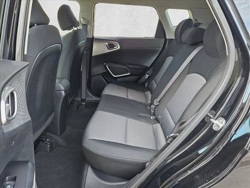Used 2024 Kia Soul LX w/ Option Group 015 image 18