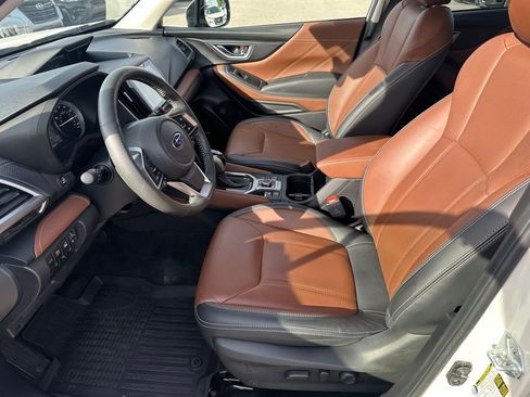 Used 2023 Subaru Forester Touring w/ Popular Package #3 image 25