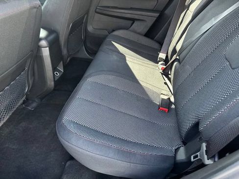 Used 2017 Chevrolet Equinox LT w/ Convenience Package FWD image 12