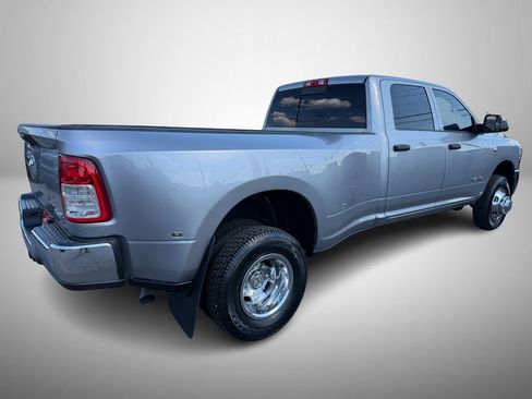 Used 2022 RAM 3500 Tradesman AWD/4WD image 3