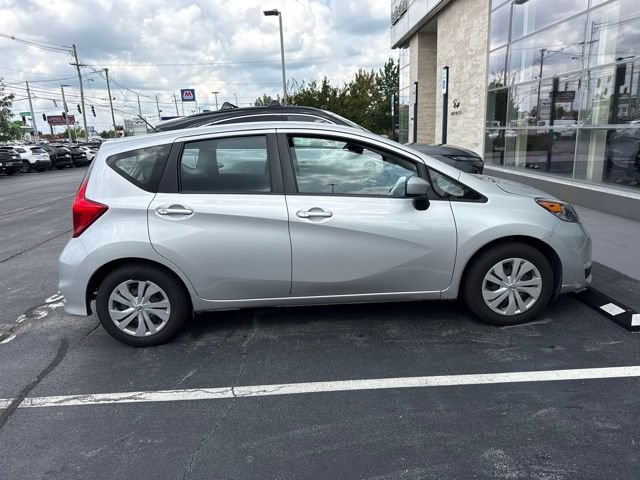 Used 2019 Nissan Versa Note SV FWD image 2