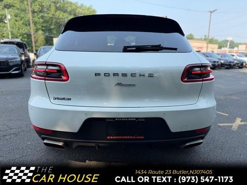 Used 2018 Porsche Macan AWD/4WD image 6