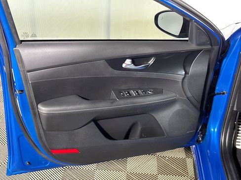 Used 2022 Kia Forte GT-Line w/ GT-Line Premium Package FWD image 10