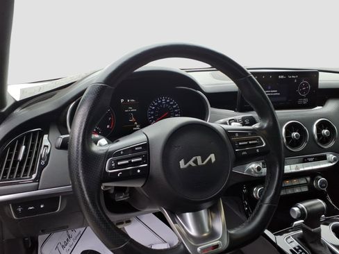 Used 2022 Kia Stinger GT-Line AWD/4WD image 12