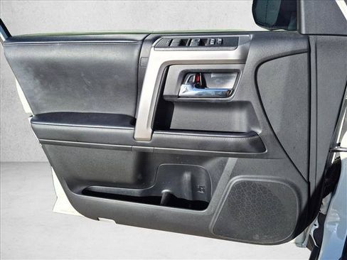 Used 2023 Toyota 4Runner SR5 Premium w/ Moonroof Package RWD image 13