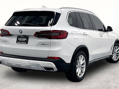Used 2019 BMW X5 xDrive40i w/ Convenience Package AWD/4WD image 2
