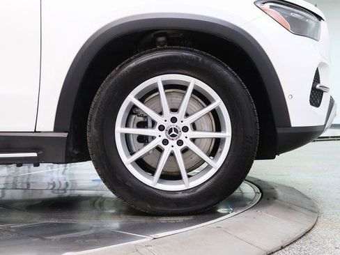 Used 2024 Mercedes-Benz GLE 450e 4MATIC w/ Driver Assistance Package image 15