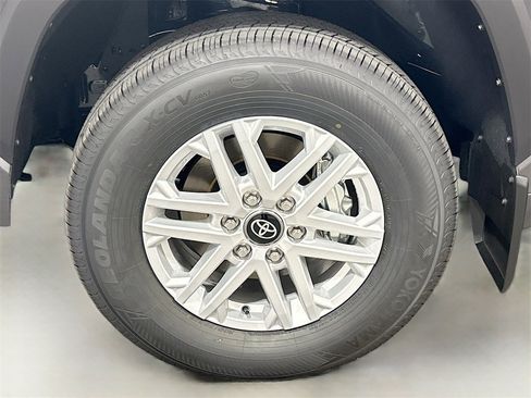 New 2026 Toyota Tundra SR5 image 9
