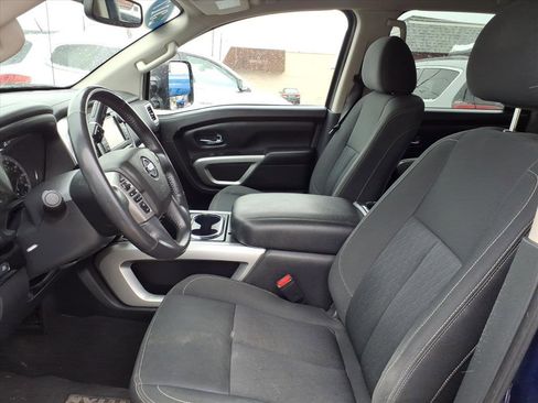 Used 2017 Nissan Titan XD image 2