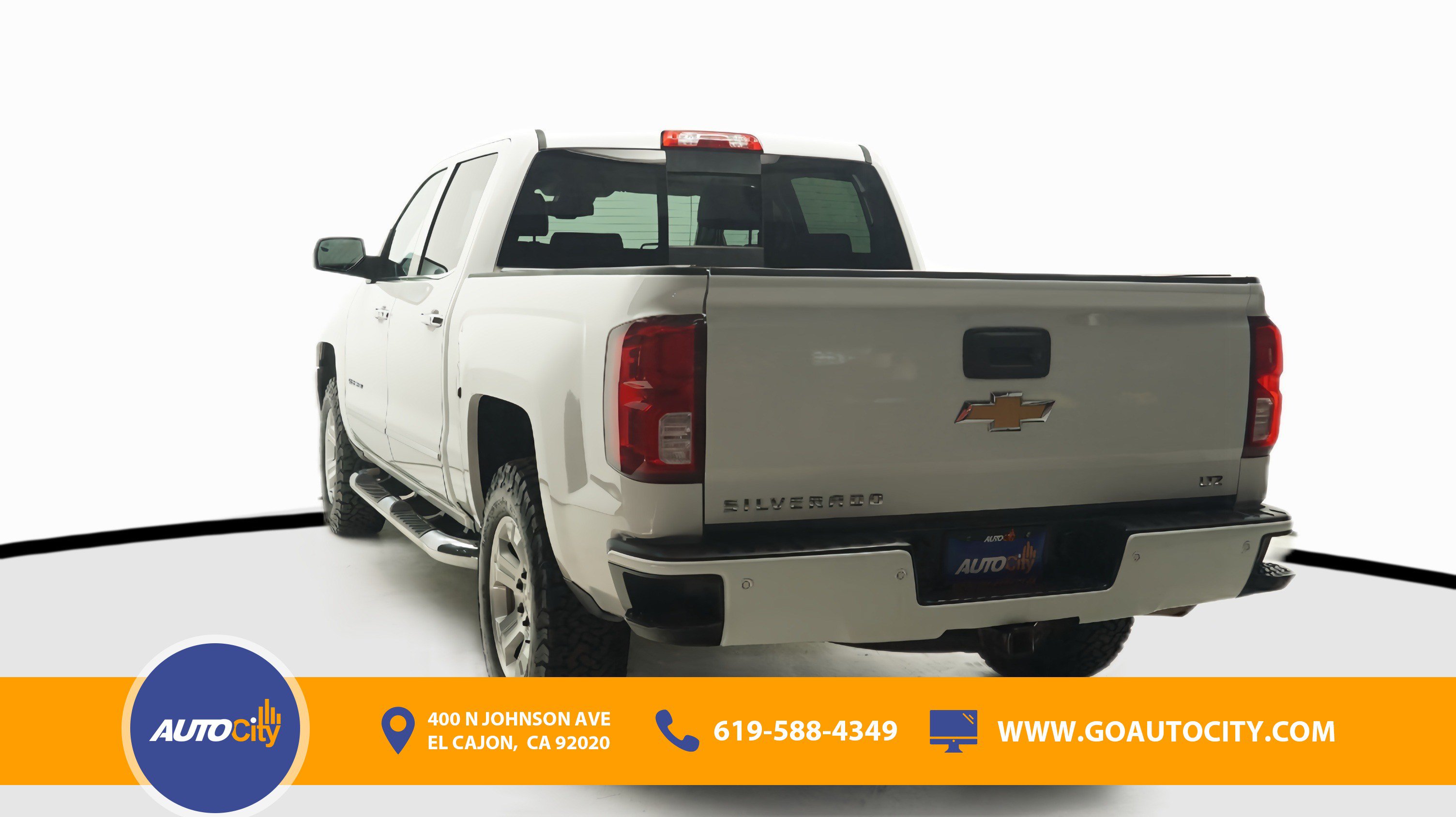 Used 2018 Chevrolet Silverado 1500 LTZ Z71 w/ LTZ Plus Package AWD/4WD image 15