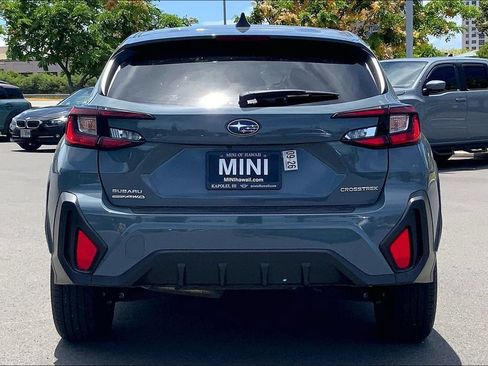 Used 2024 Subaru Crosstrek 2.0i AWD/4WD image 4