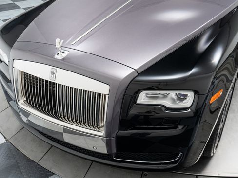 Used 2017 Rolls-Royce Ghost Extended Wheelbase RWD image 43
