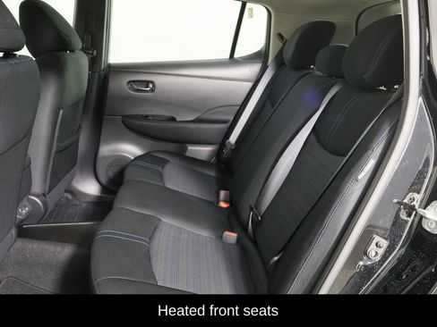 Used 2022 Nissan Leaf SV w/ Protection Package image 17