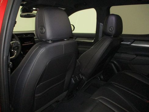 New 2026 GMC Terrain Elevation w/ Elevation Premium Package image 19