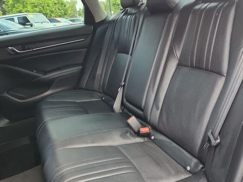 Used 2022 Honda Accord Sport Special Edition image 6