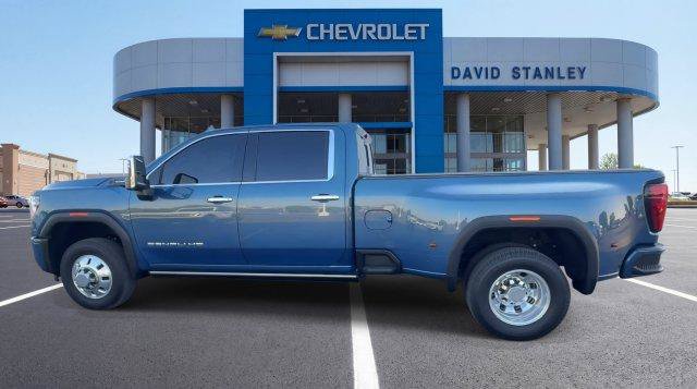 Used 2026 GMC Sierra 3500 Denali Ultimate AWD/4WD image 5