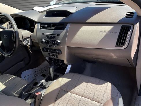 Used 2008 Ford Focus SE FWD image 25