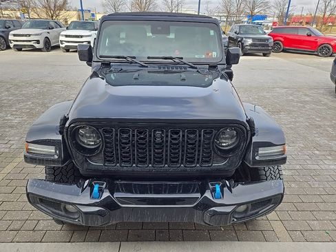 Used 2024 Jeep Wrangler High Altitude image 2