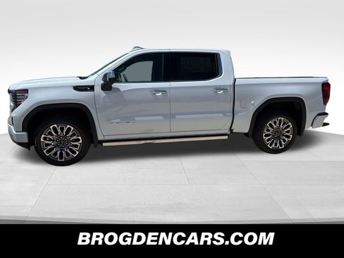 New 2026 GMC Sierra 1500 Denali Ultimate AWD/4WD image 5