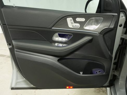 Used 2024 Mercedes-Benz GLE 53 AMG 4MATIC image 18