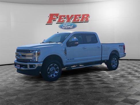 Certified 2019 Ford F250 Lariat w/ Chrome Package image 1