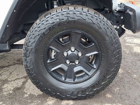 Used 2021 Jeep Gladiator Mojave image 33