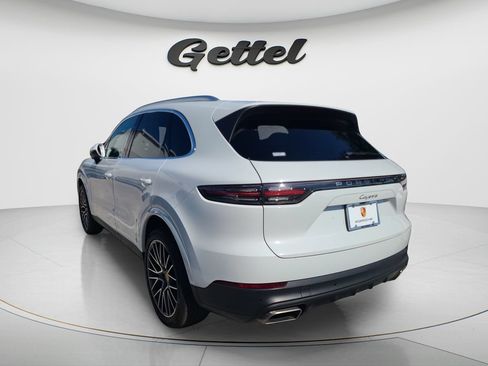 Used 2022 Porsche Cayenne AWD/4WD image 6