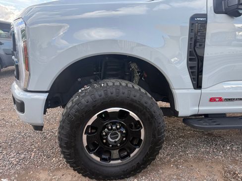 Certified 2025 Ford F250 Lariat w/ Lariat Ultimate Package image 10