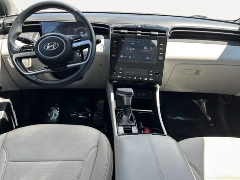 Used 2023 Hyundai Tucson SEL w/ Convenience Package image 3