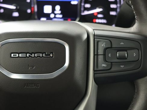 Used 2022 GMC Sierra 3500 Denali image 27