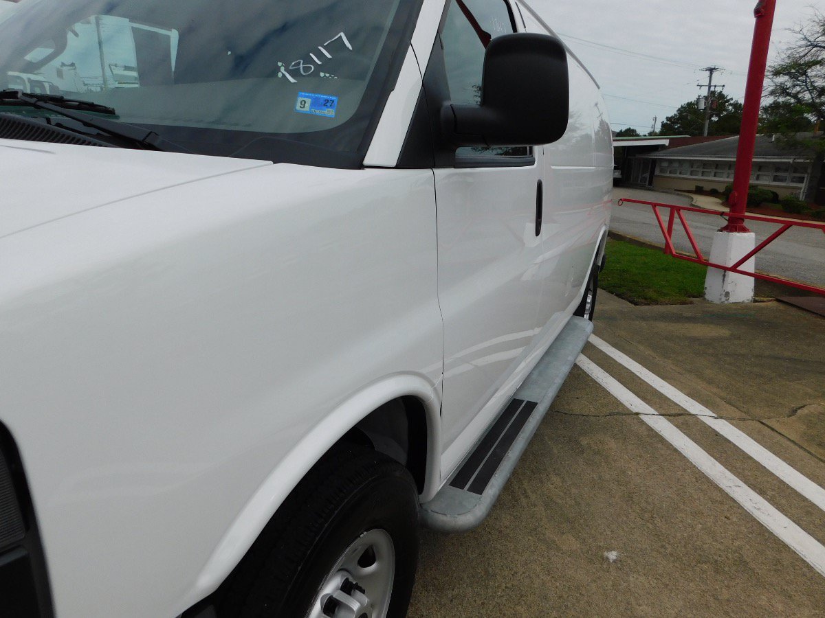 Used 2025 GMC Savana 2500 w/ Driver Convenience Package RWD image 8