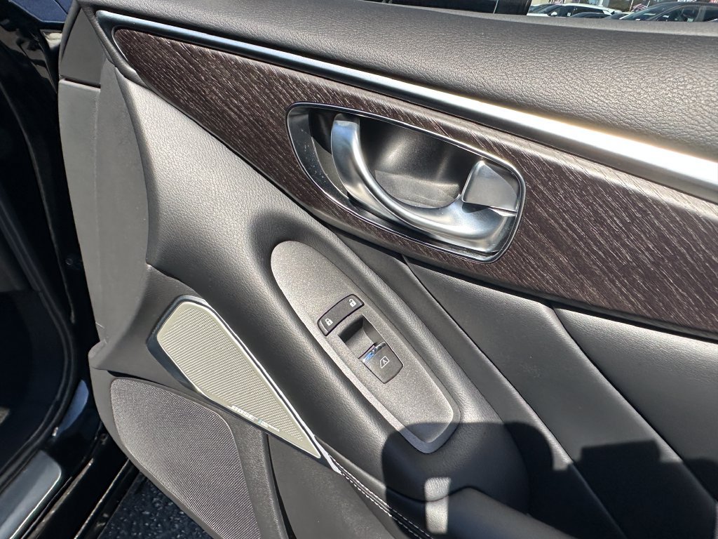 Used 2023 INFINITI Q50 Sensory RWD image 16