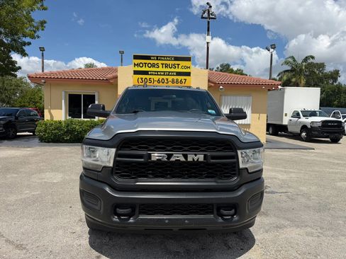 Used 2021 RAM 3500 4x4 Crew Cab Tradesman DRW image 9