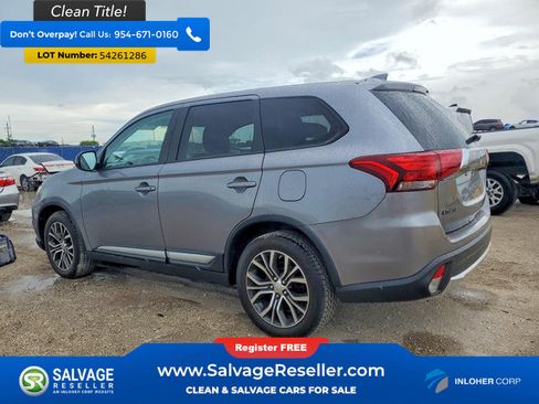 Used 2017 Mitsubishi Outlander ES AWD/4WD image 3