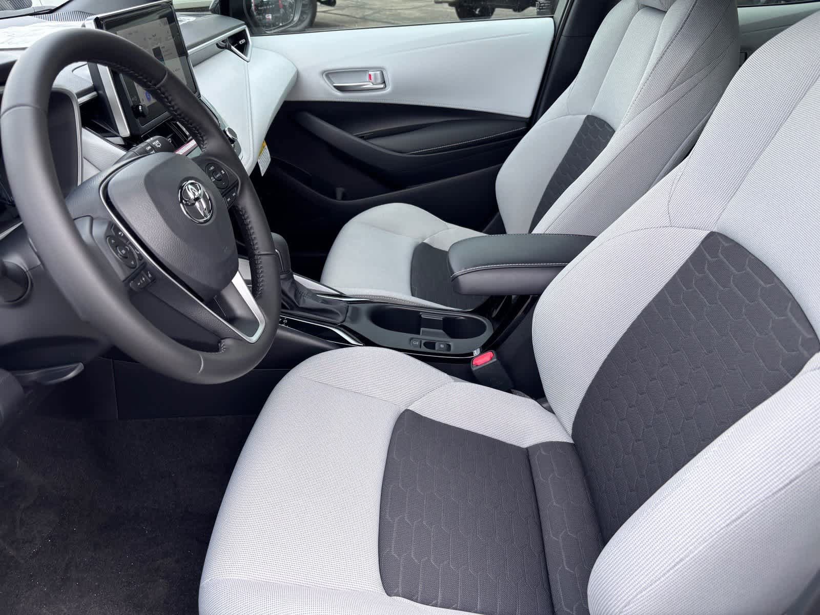 New 2027 Toyota Corolla SE FWD image 9