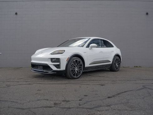 Certified 2024 Porsche Macan Turbo Electric AWD/4WD image 1