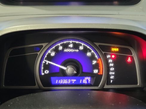 Used 2010 Honda Civic LX image 26