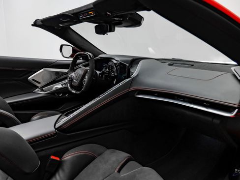 Used 2025 Chevrolet Corvette Z06 w/ Z07 Performance Package image 60