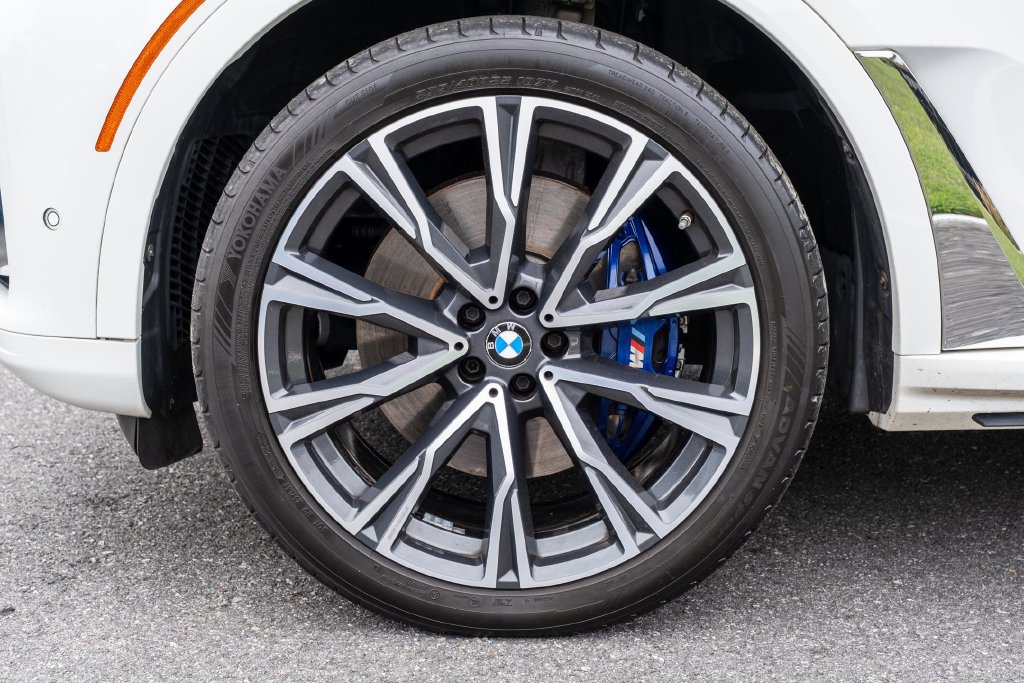Used 2019 BMW X7 xDrive50i w/ Premium Package AWD/4WD image 35