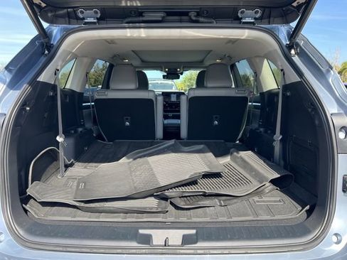 Used 2022 Toyota Highlander Platinum image 17
