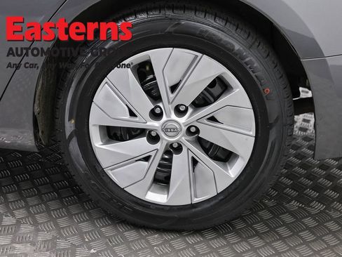 Used 2023 Nissan Altima 2.5 S FWD image 32
