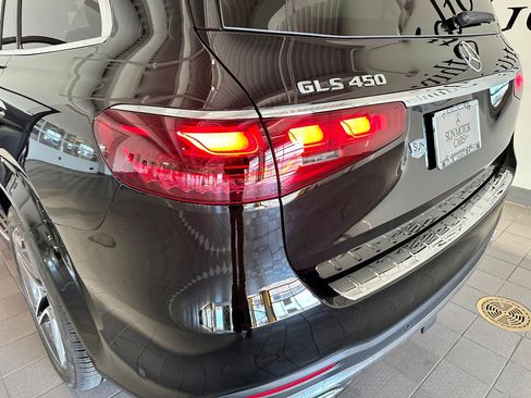 Certified 2025 Mercedes-Benz GLS 450 4MATIC AMG Line image 44