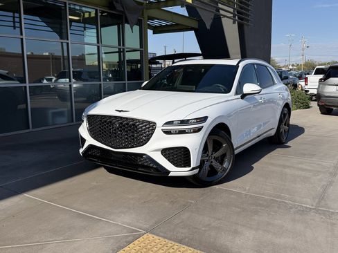 Used 2025 Genesis GV70 2.5T w/ Sport Prestige Package image 2