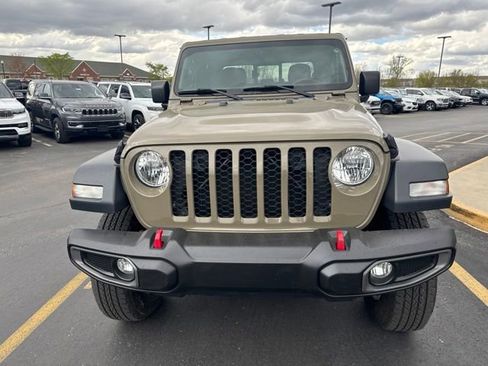 Used 2020 Jeep Gladiator Sport w/ Quick Order Package 24S AWD/4WD image 5